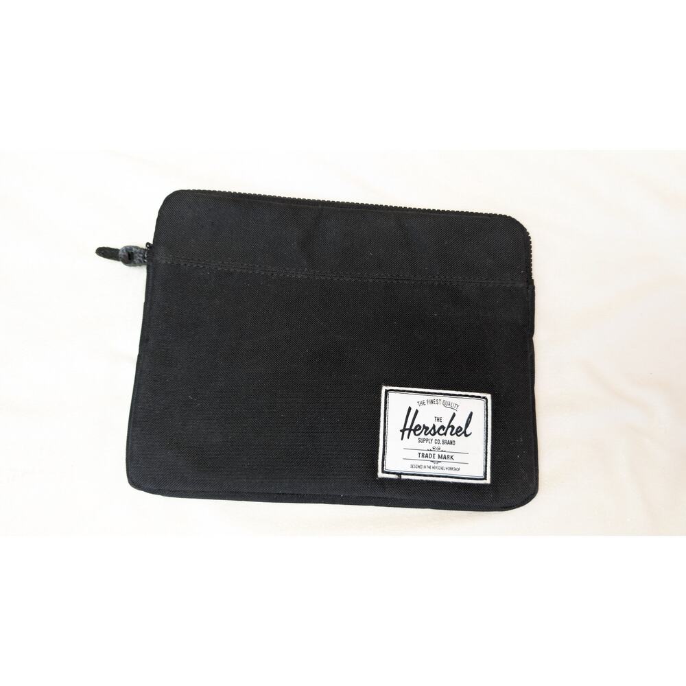 Herschel Supply Co. Tablet Sleeve Black